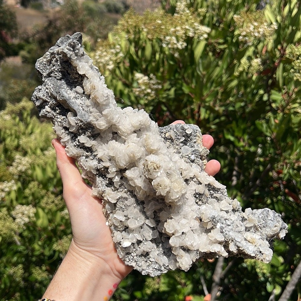 Natural Crystal white Quartz 💛